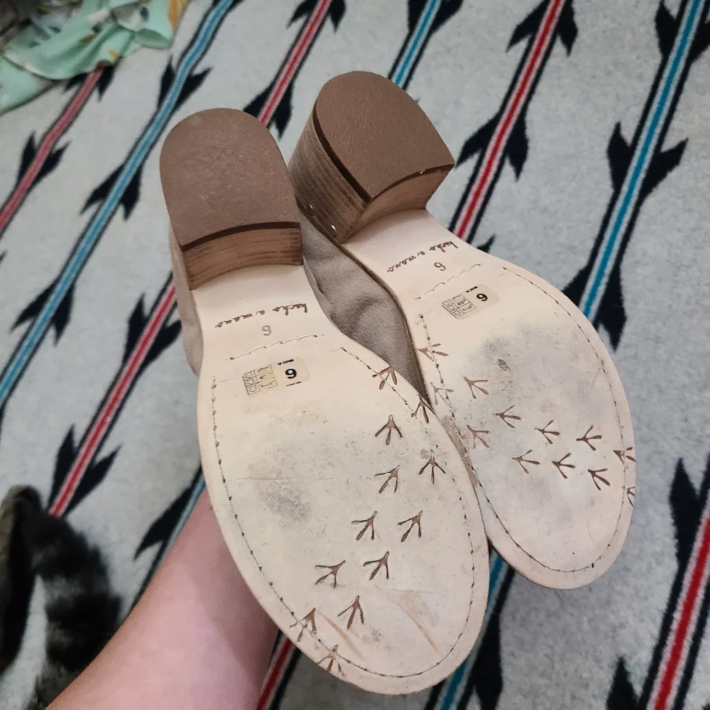 Beek Eaglet Suede Booties in Stone Size 6_10